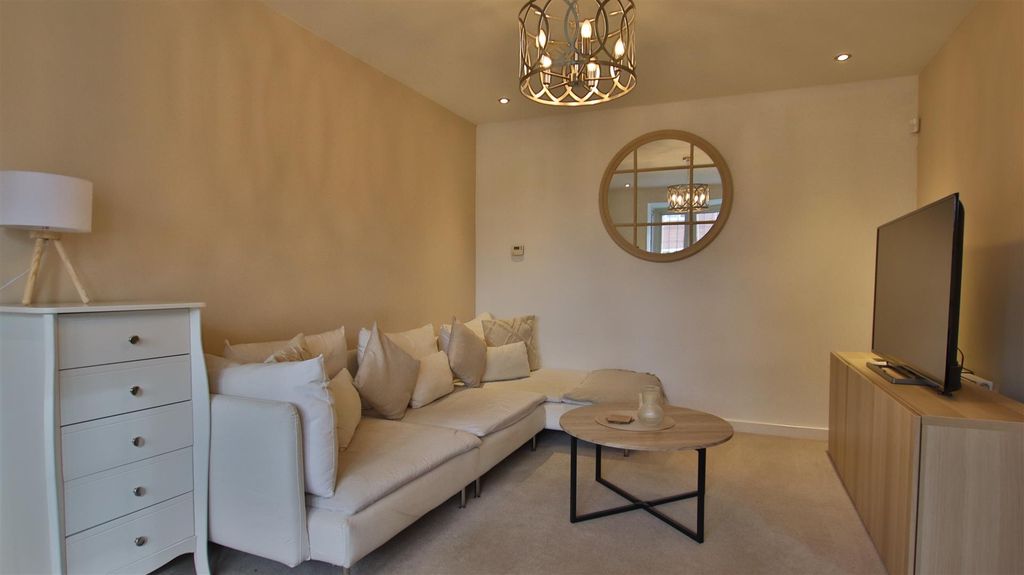 Property photo 2 of 15 Img_6941.Jpg