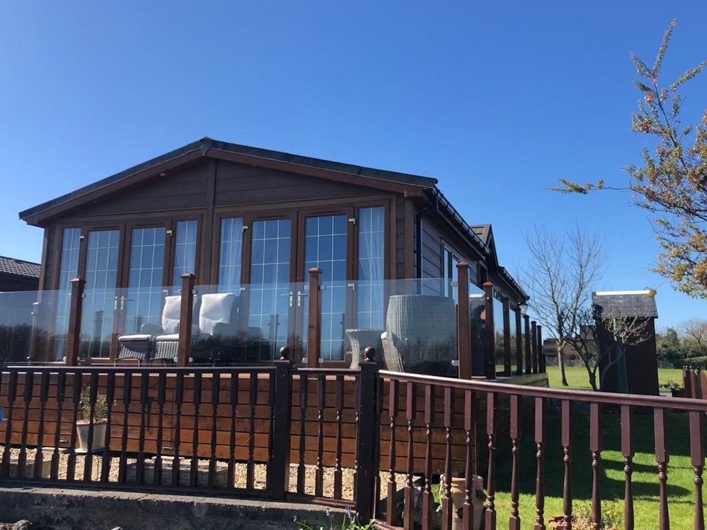 Property photo 1 of 18 Lancashire Rose Lodge Exterior With Wraparound Decking