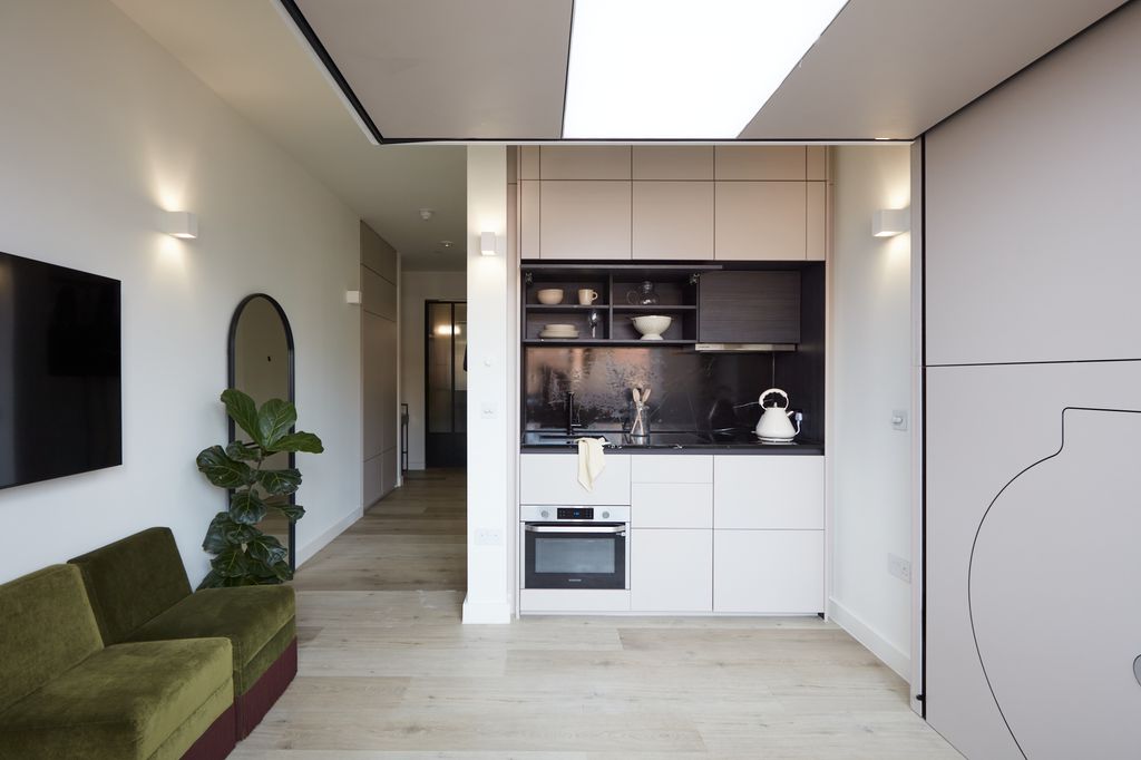 Property photo 2 of 7