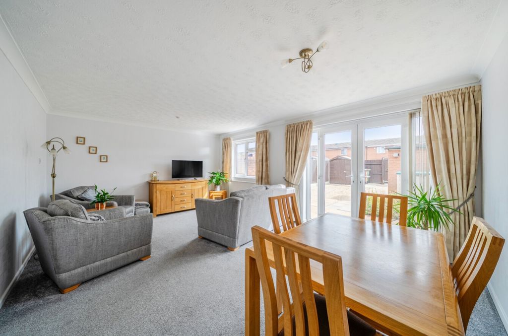 Property photo 3 of 19 1516305-9-1A07c11B61148