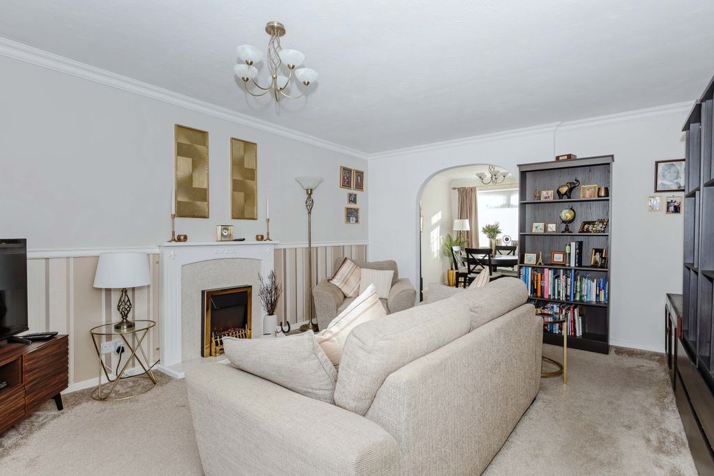 Property photo 2 of 18 Timberleys_11