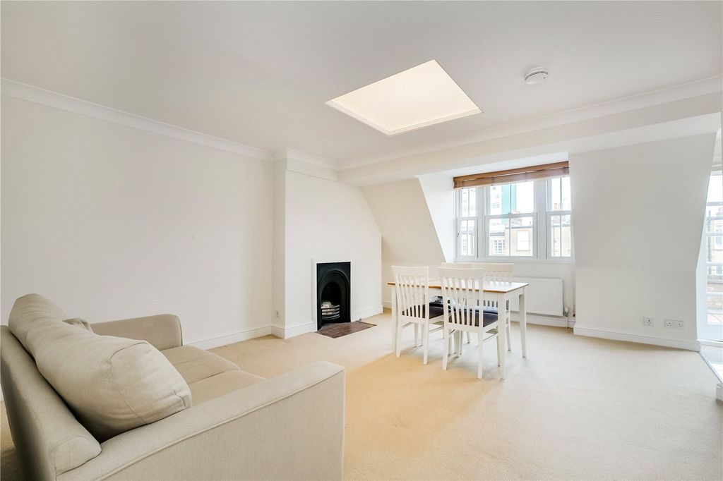 Property photo 2 of 5