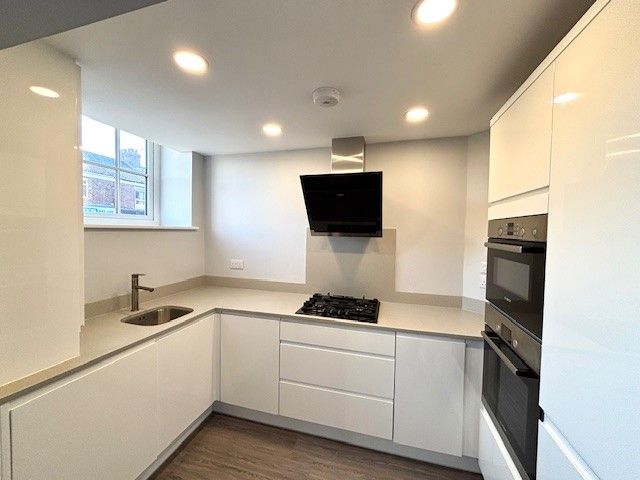 Property photo 1 of 6 Kitchen