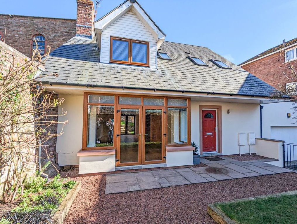 Property photo 1 of 16