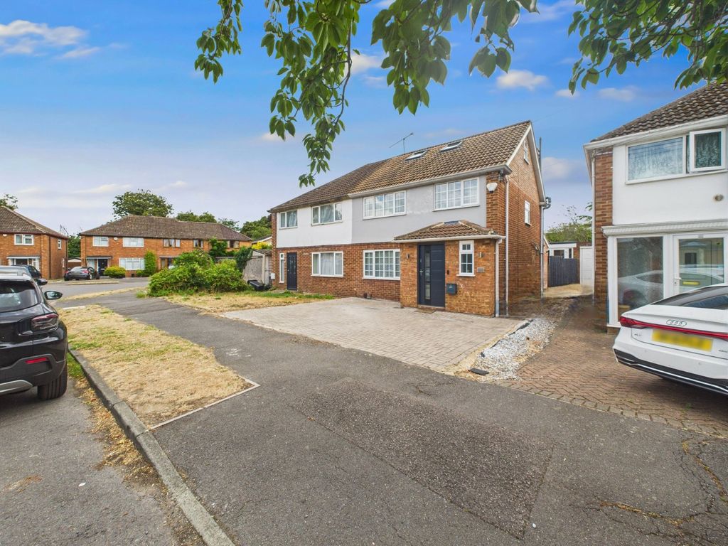 Property photo 1 of 12 Picture No. 17