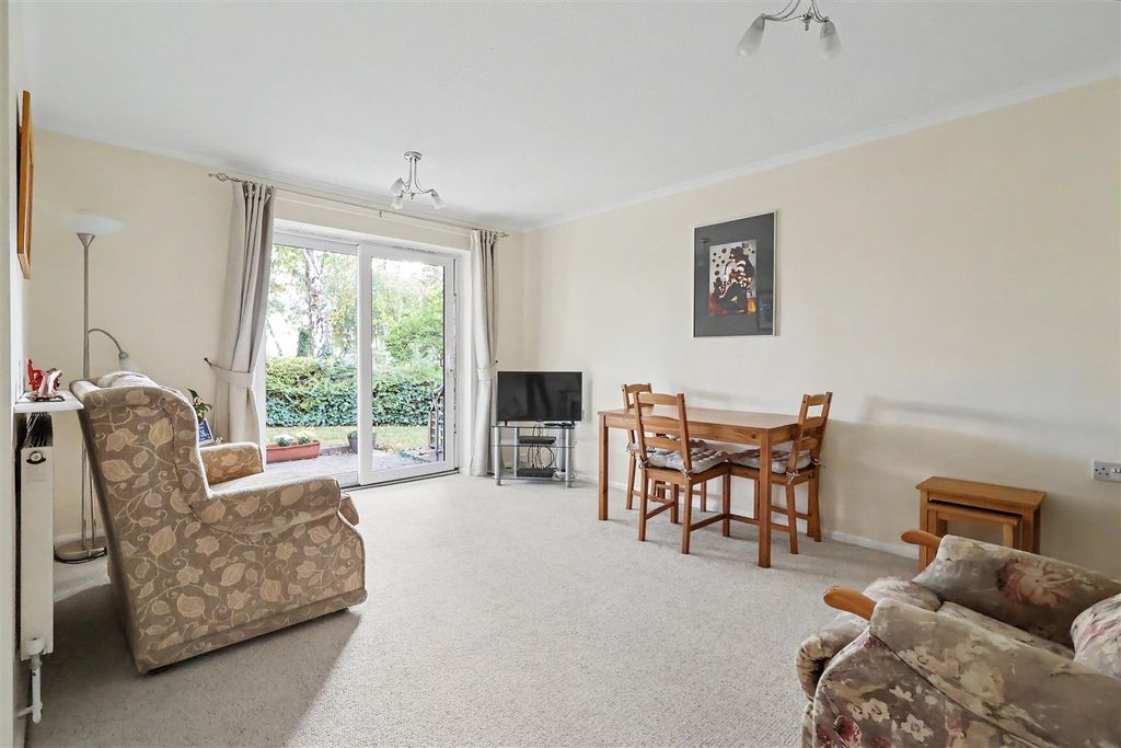 Property photo 2 of 12 Img_5078.Jpg