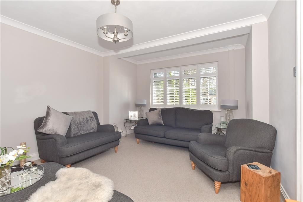 Property photo 1 of 9 Sitting Room