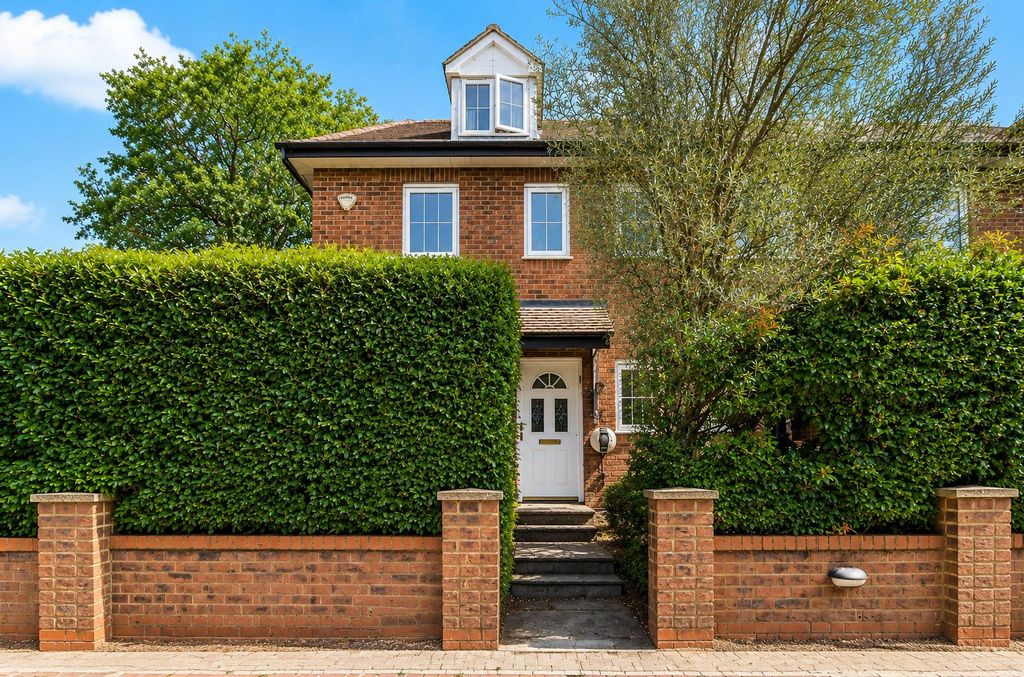 Property photo 1 of 23 5E10d998-6Ca5-4A90-9Cfb-12483c523ee3.Png