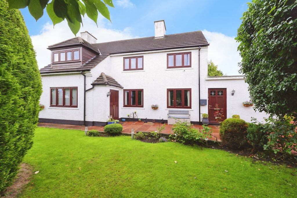 Property photo 1 of 25