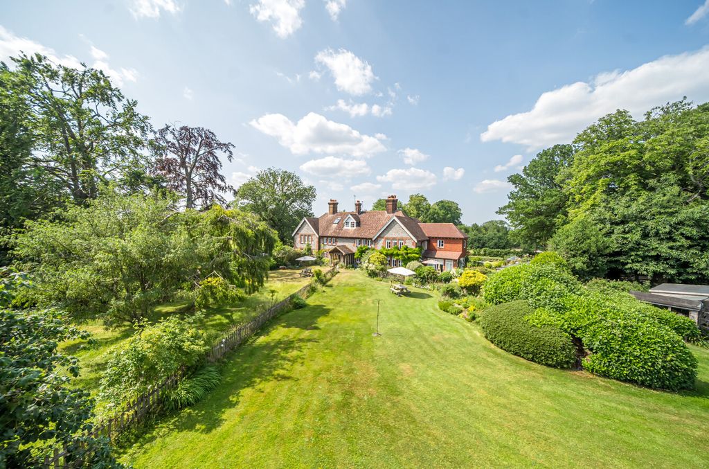 Property photo 1 of 18 1313605-9-68592Dd...