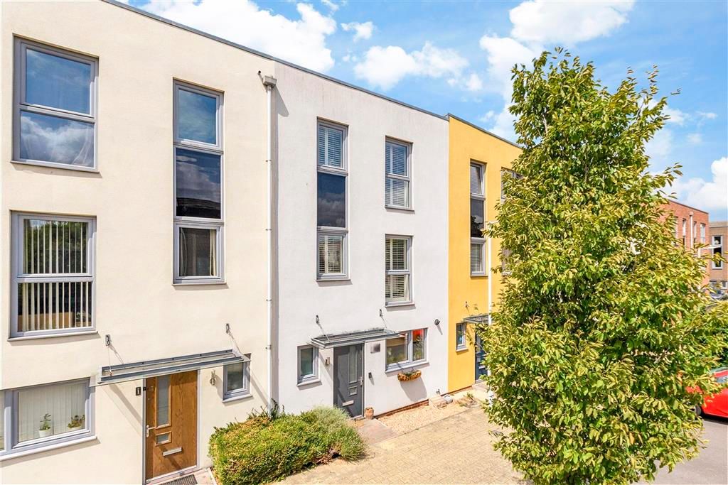 Property photo 1 of 11 External W