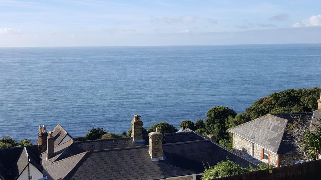 Property photo 2 of 56 Sea Views