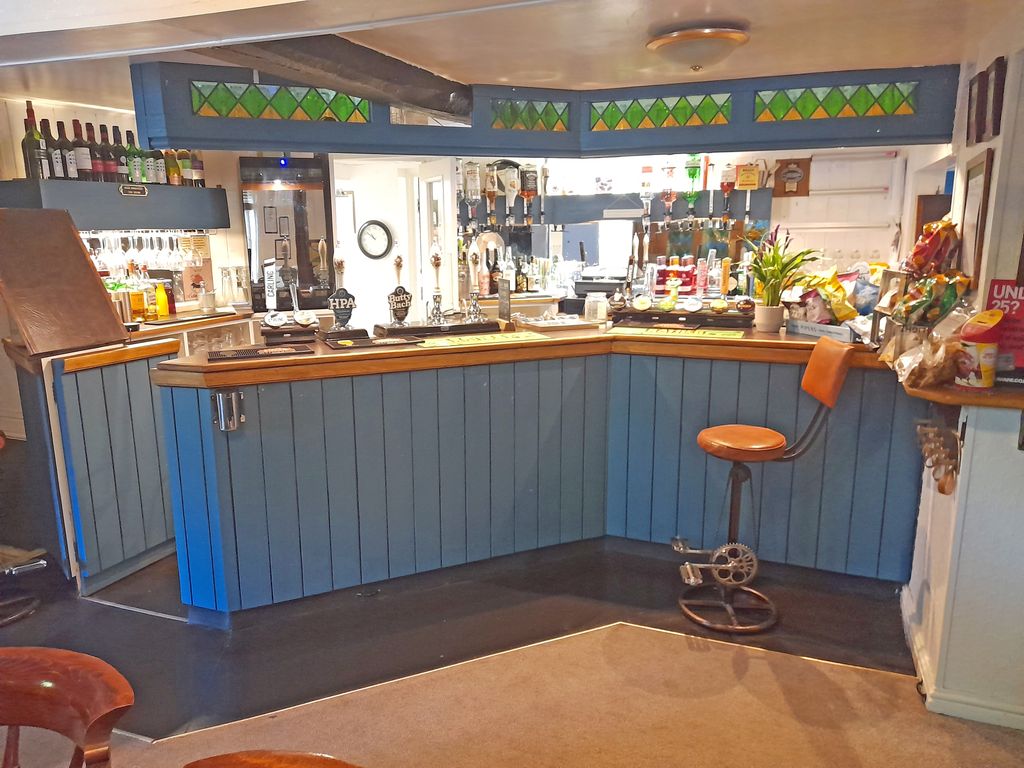 Property photo 2 of 13