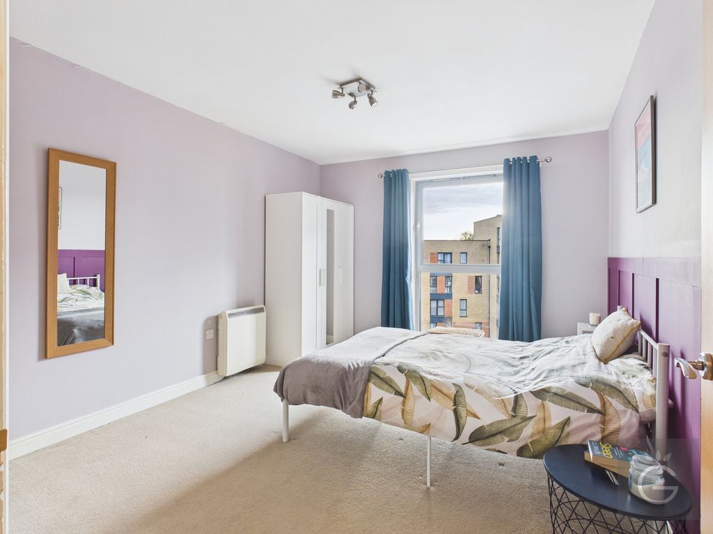 Property photo 3 of 6