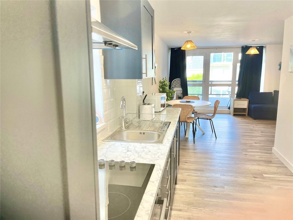 Additional image 10 of 1 bed flat for saleCaptains Walk, Saundersfoot, Pembrokeshire SA69