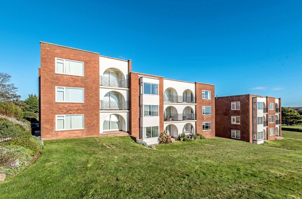 Property photo 2 of 14 Main Elevation