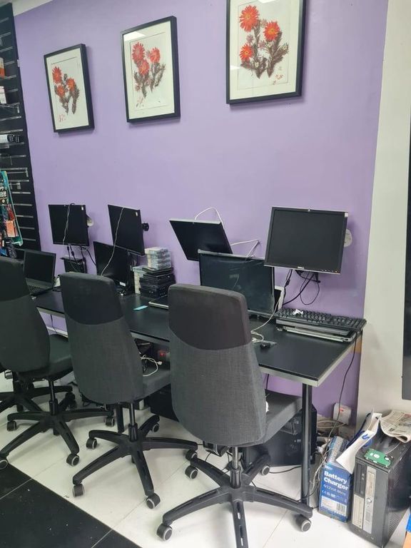 Property photo 1 of 17 Photo 1