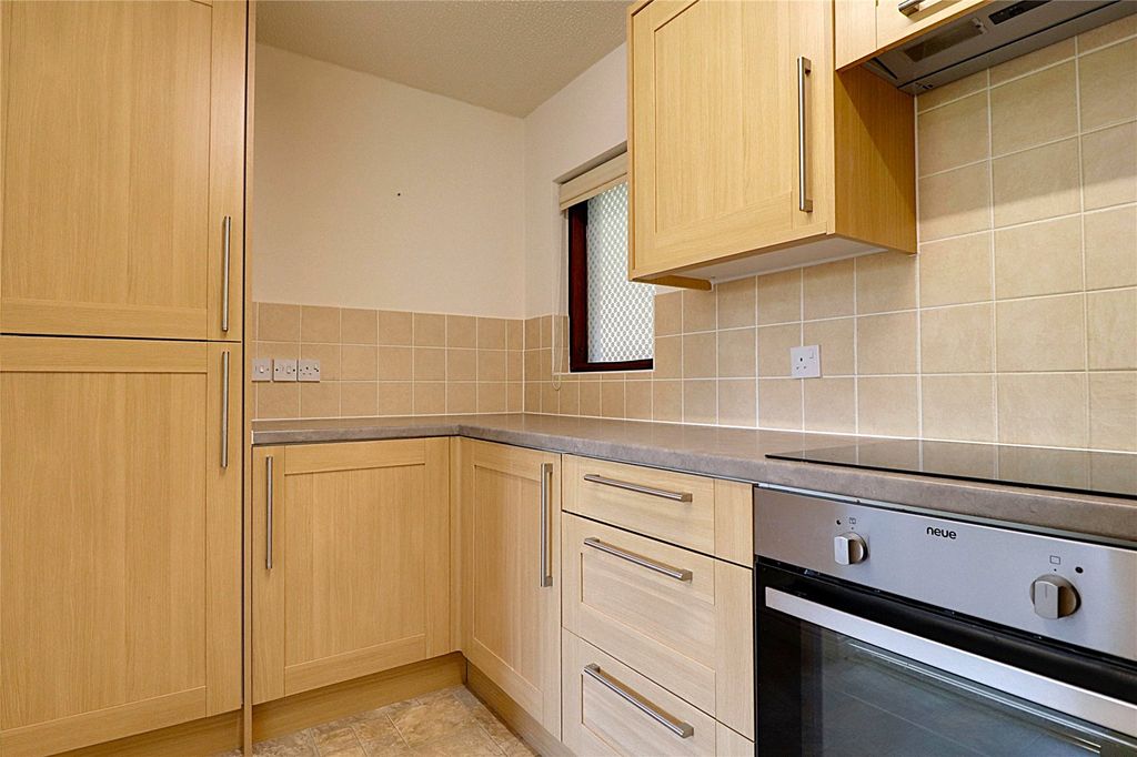 Property photo 2 of 13 Internal