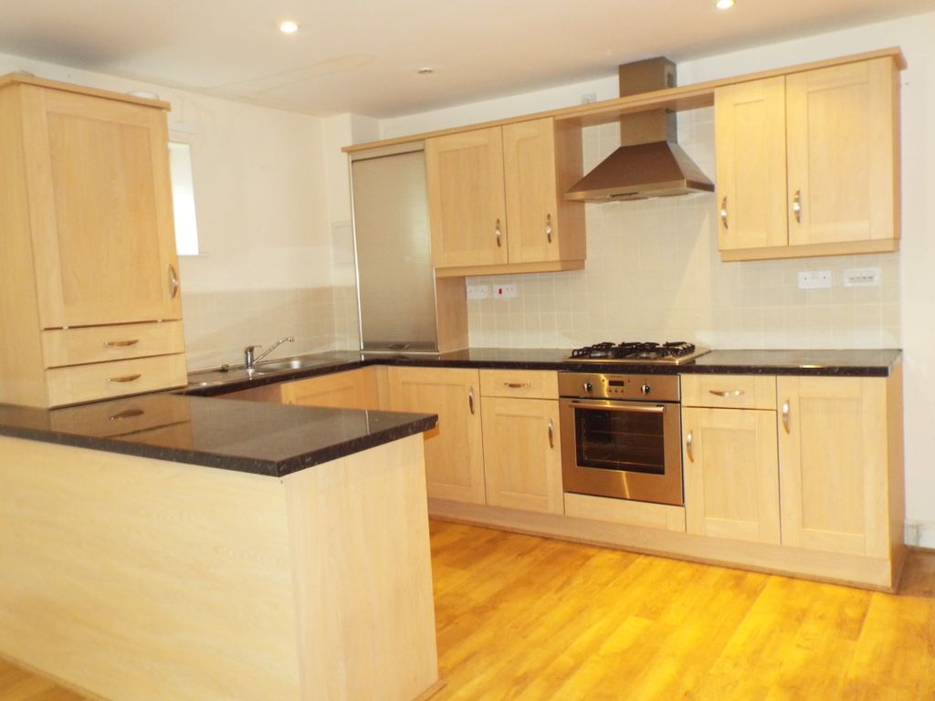 Property photo 2 of 4