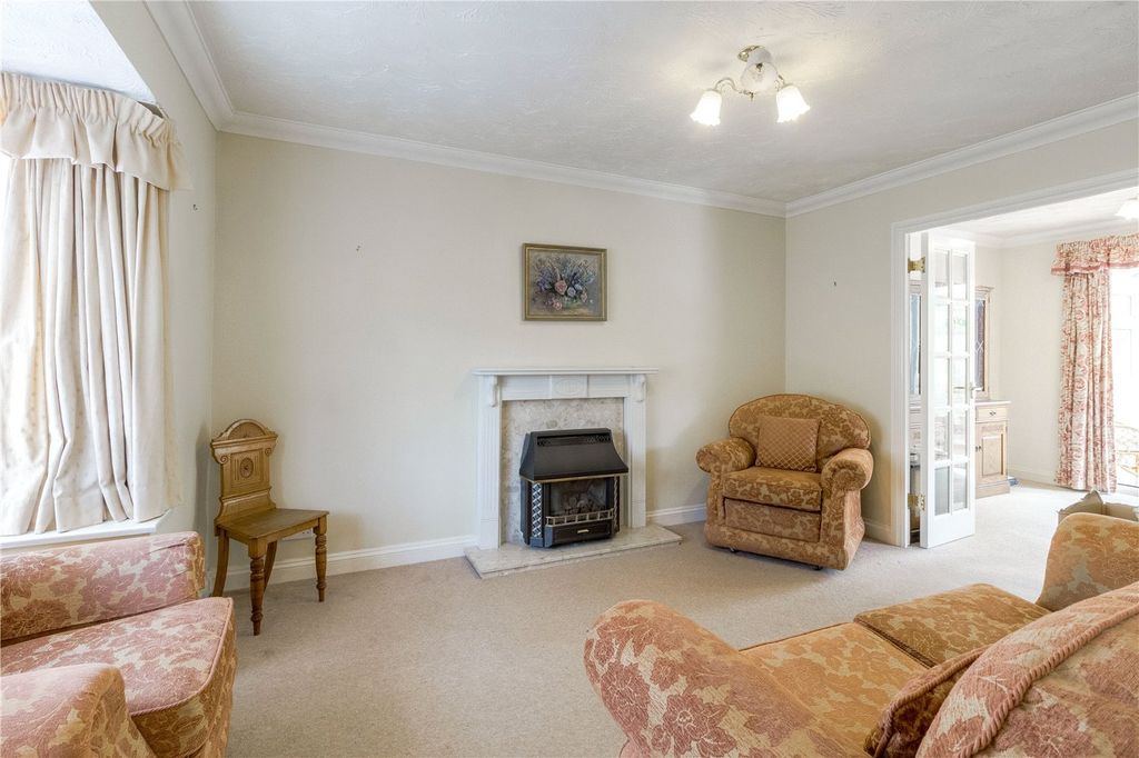 Property photo 2 of 15 Picture No. 03