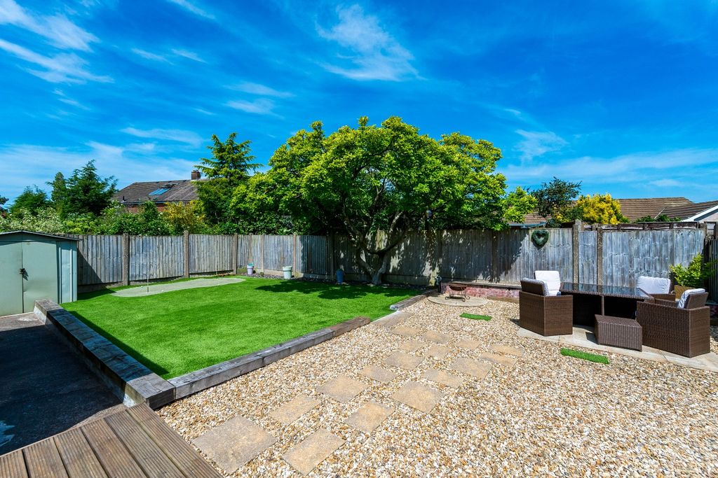 Property photo 2 of 23 5145914