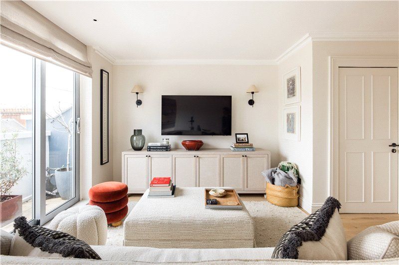 Property photo 1 of 10 Picture No. 22