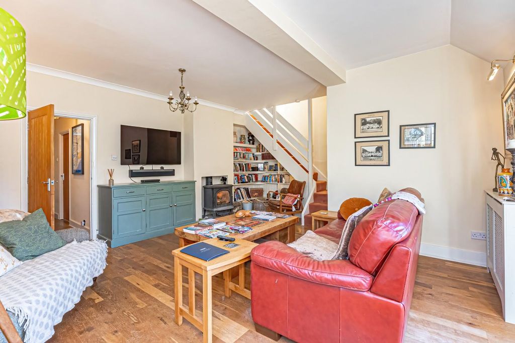 Property photo 2 of 26