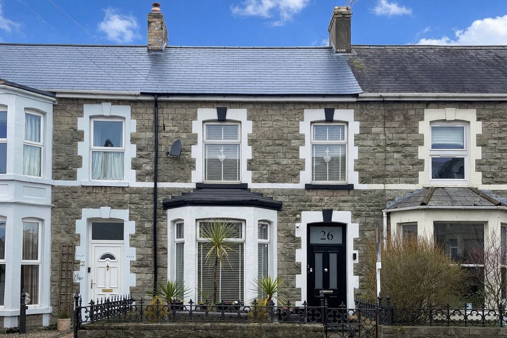 Property photo 1 of 38