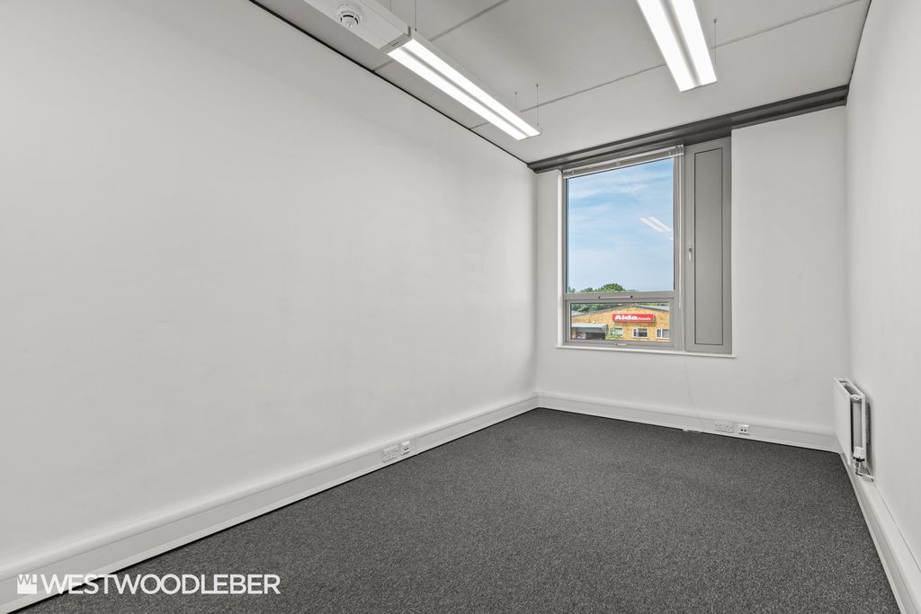 Property photo 3 of 4 Unit 49 (2)