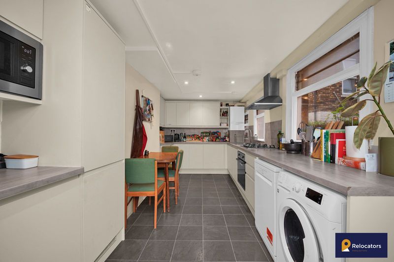 Property photo 2 of 17 Photo 4