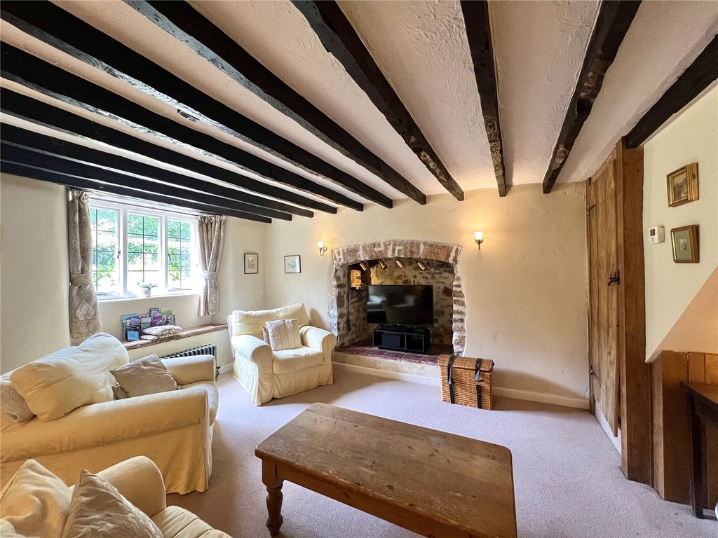Property photo 2 of 17 Picture No. 04