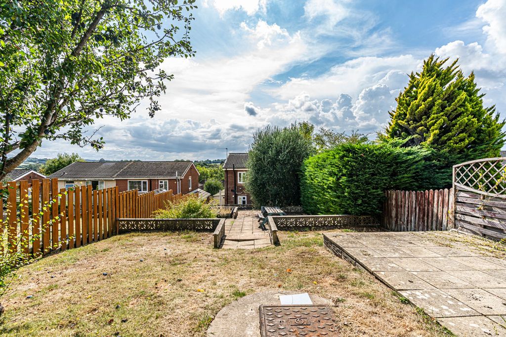 Property photo 2 of 29