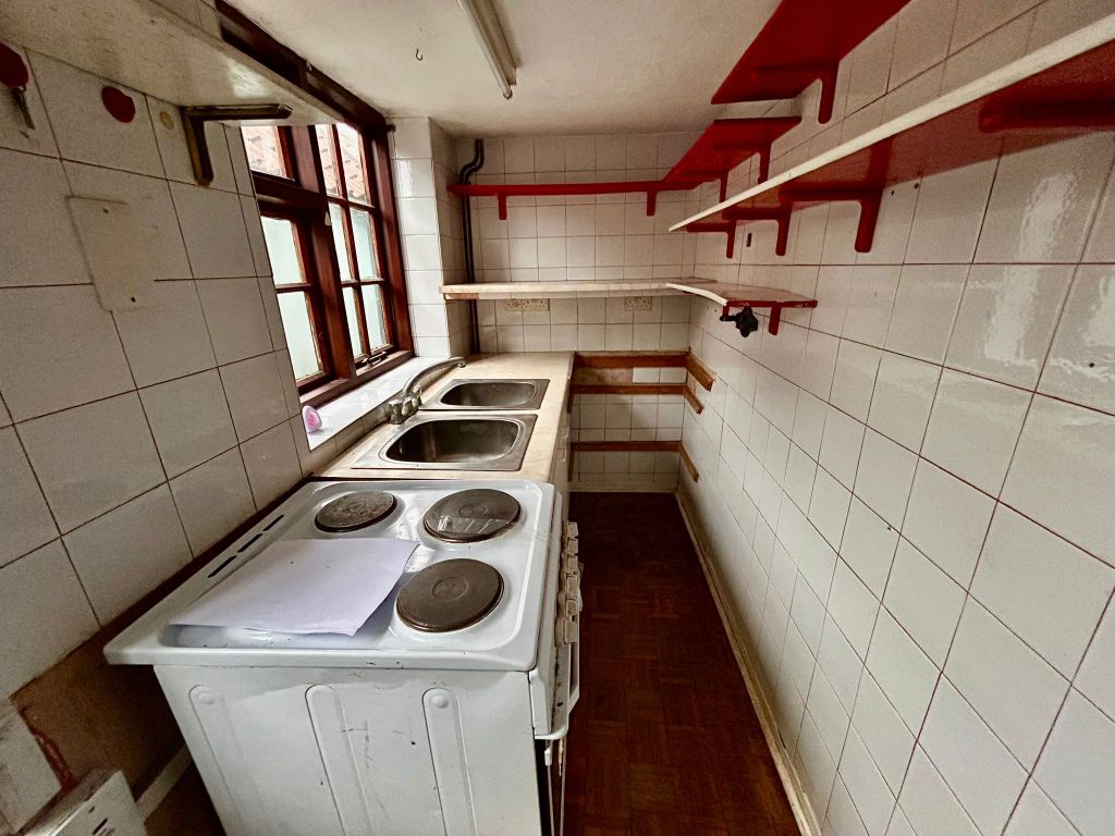 Property photo 3 of 6