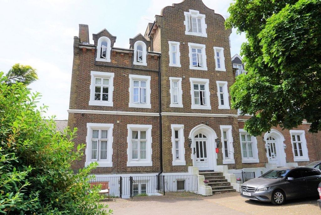 Property photo 1 of 6