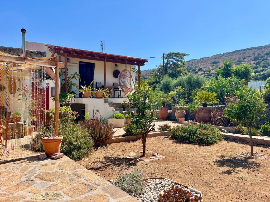Property photo 1 of 35