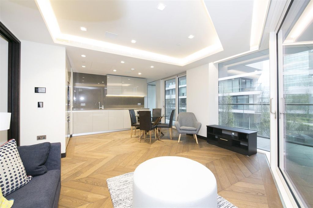 Property photo 2 of 8 Img_22.Jpg