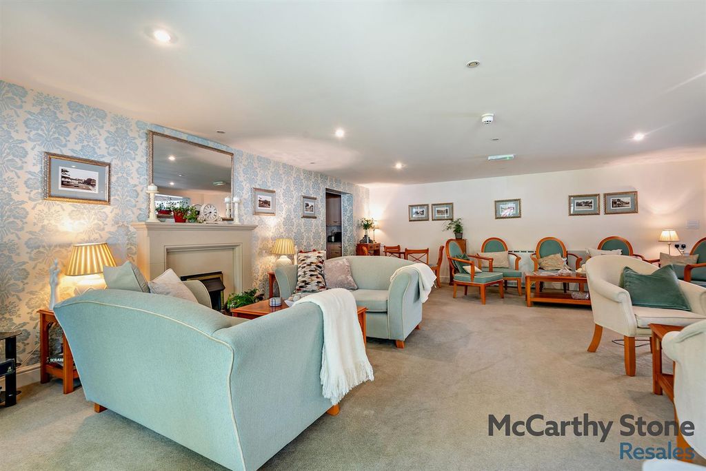 Additional image 19 of 2 bed flat for saleRadford Court, Tower Road, Liphook GU30
