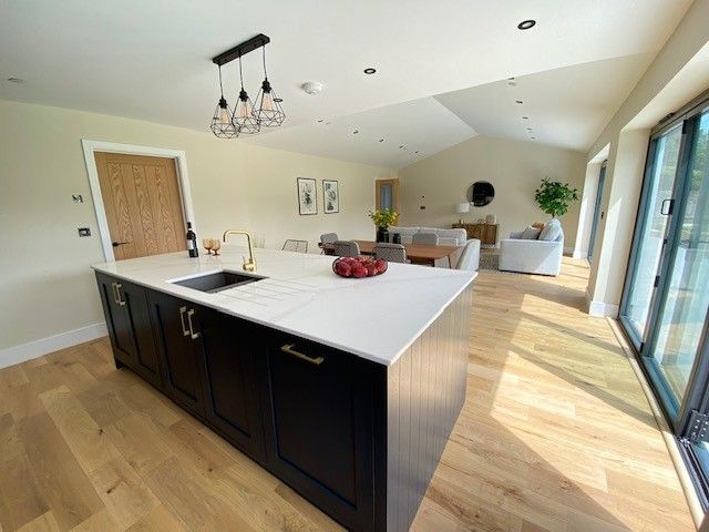 Property photo 2 of 29