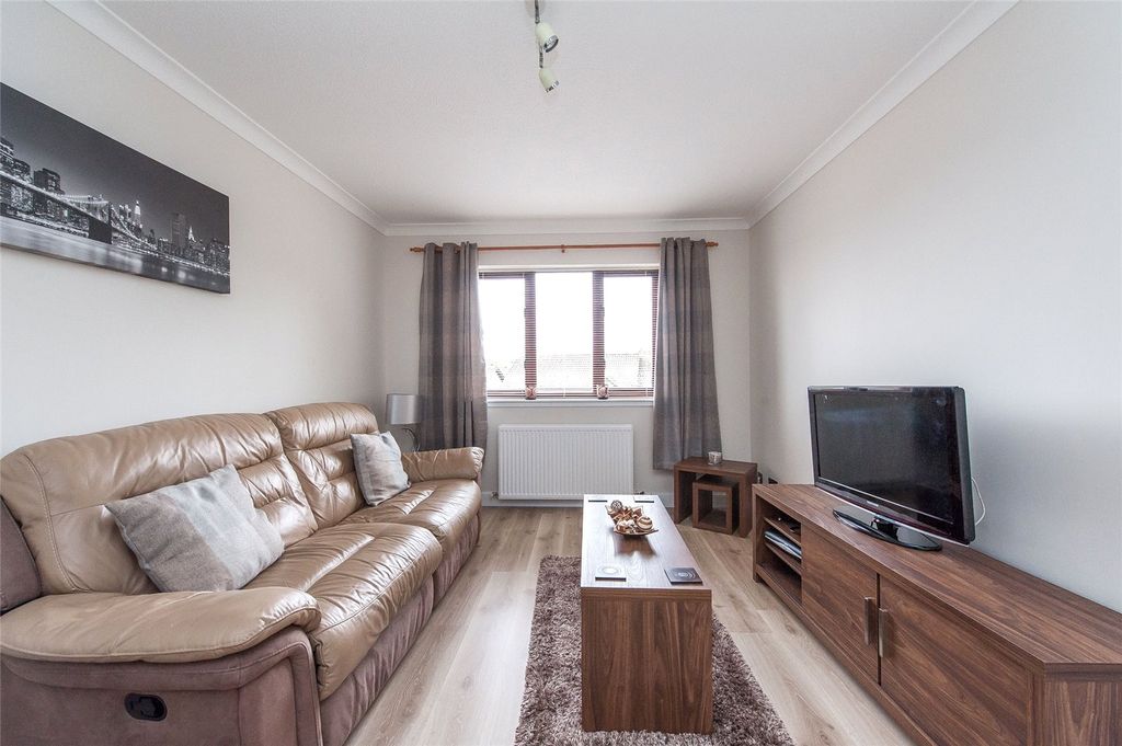 Property photo 3 of 19 Photo 3