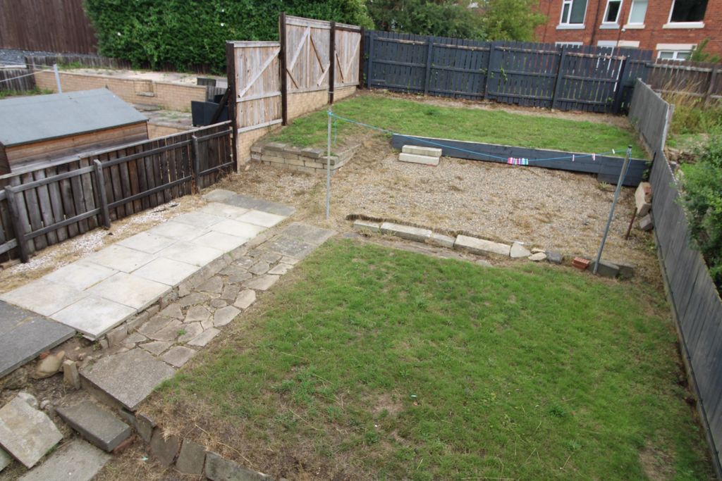 Property photo 2 of 13 B.G
