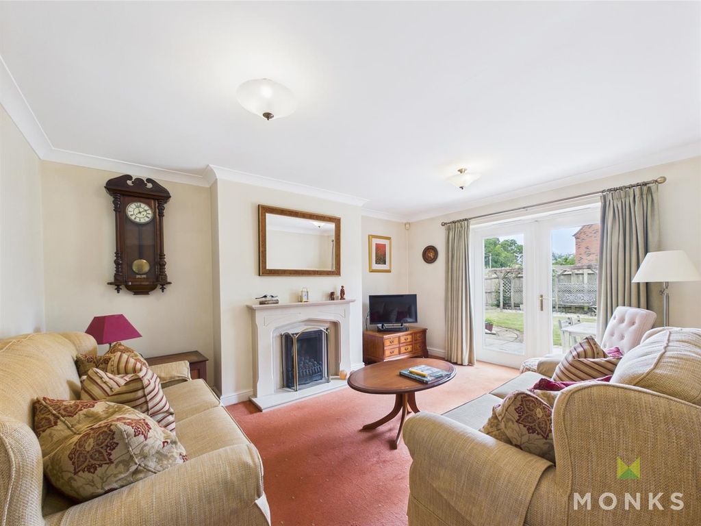 Property photo 3 of 18 Cam01348G0-Pr0680-Still011.Jpg