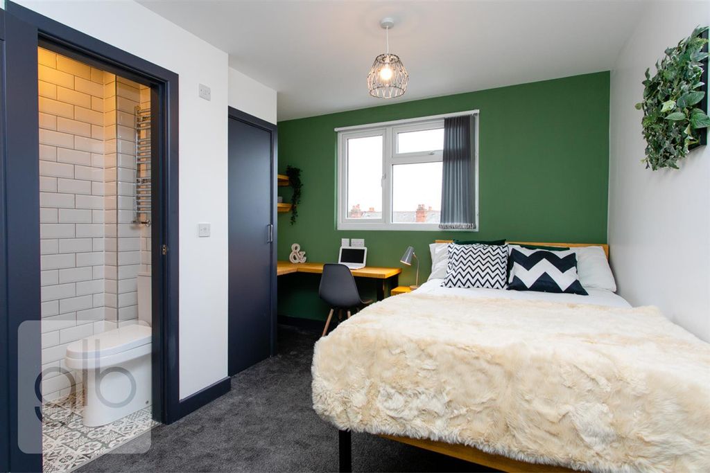 Property photo 1 of 9 3.Png