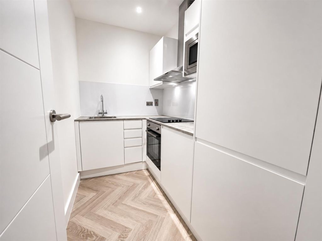 Property photo 2 of 7 884554A9-Ad2A-4Be3-A217-49E0107F26Ca.Png