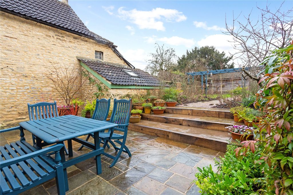 Additional image 13 of 4 bed terraced house for saleHigh Street, Marshfield SN14