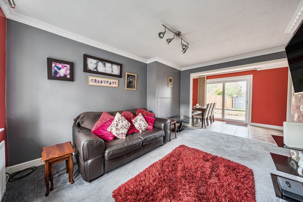 Property photo 2 of 19 1345827-1-68B6cd735c466