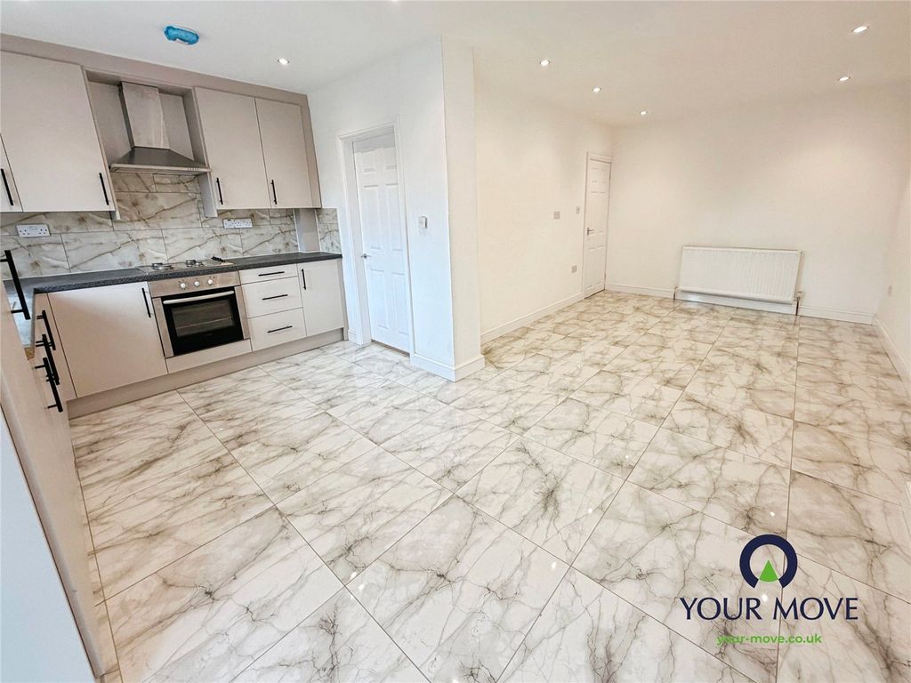 Property photo 2 of 15 Picture No. 03