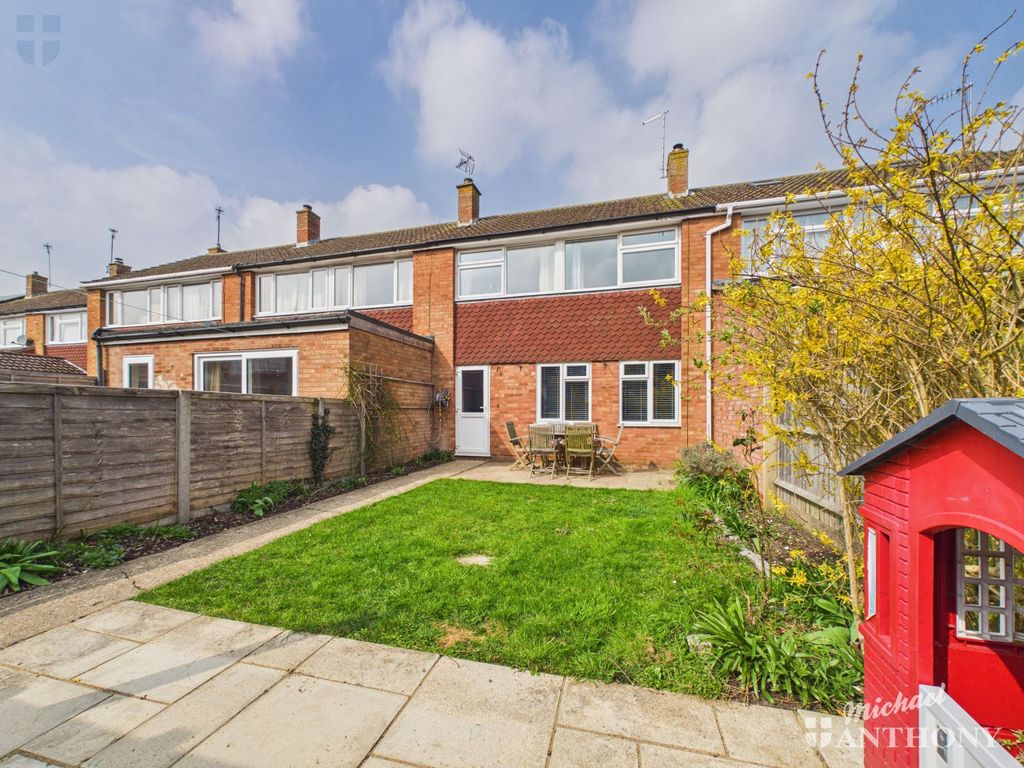 Property photo 3 of 11 Cam03218G0-Pr0957-Still010