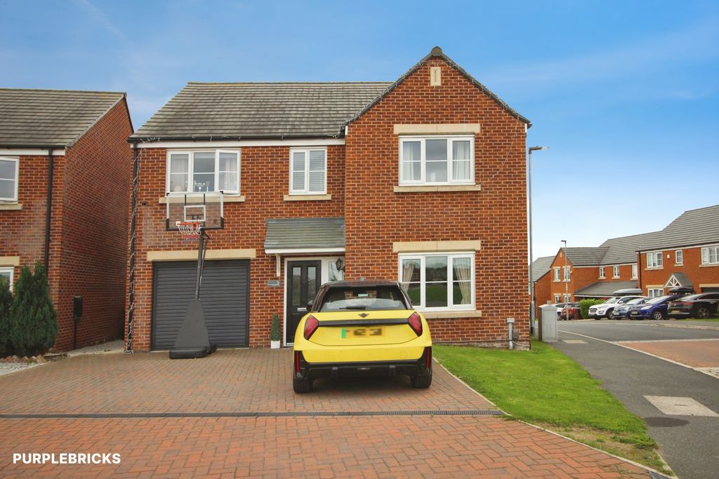 Property photo 1 of 27