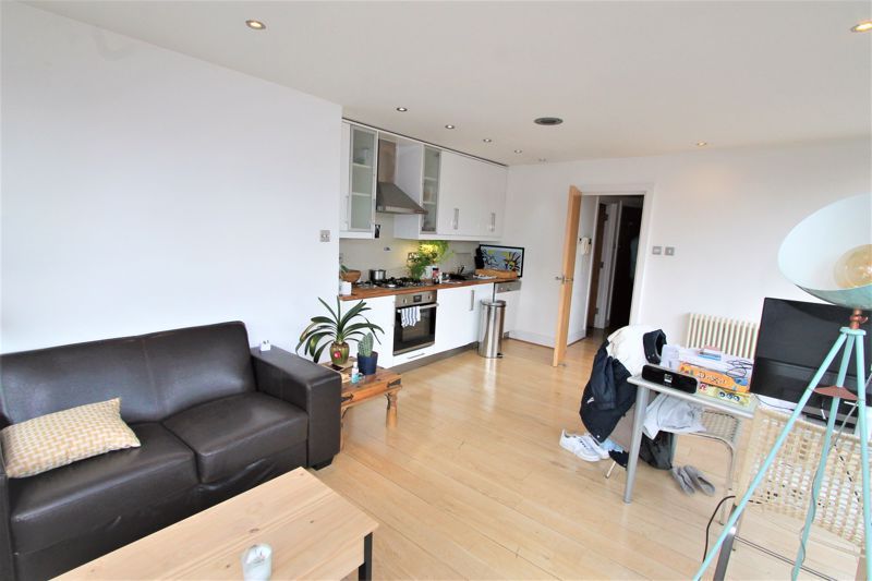 Property photo 2 of 7 Photo 10