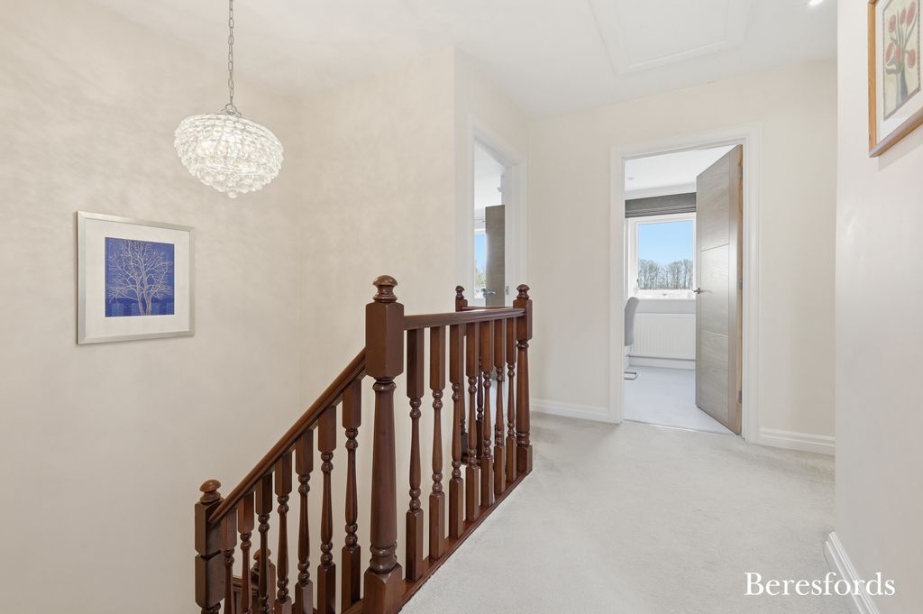 Additional image 16 of 5 bed detached house for saleThe Mount, Billericay CM11